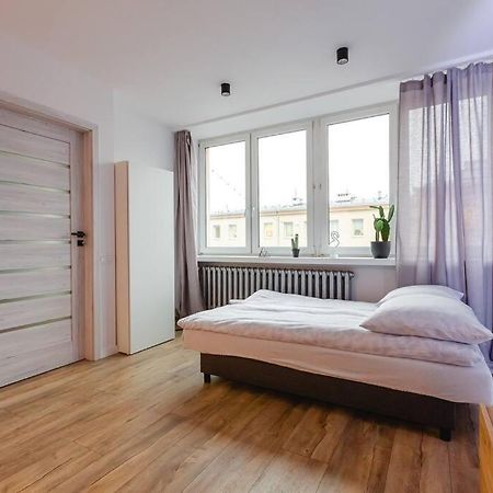 Nowoczesny Apartament W Sercu Mokotowa Warsaw Exterior photo