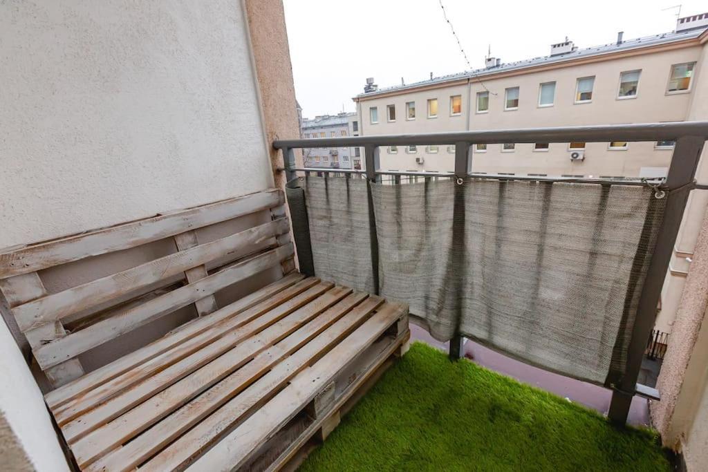 Nowoczesny Apartament W Sercu Mokotowa Warsaw Exterior photo